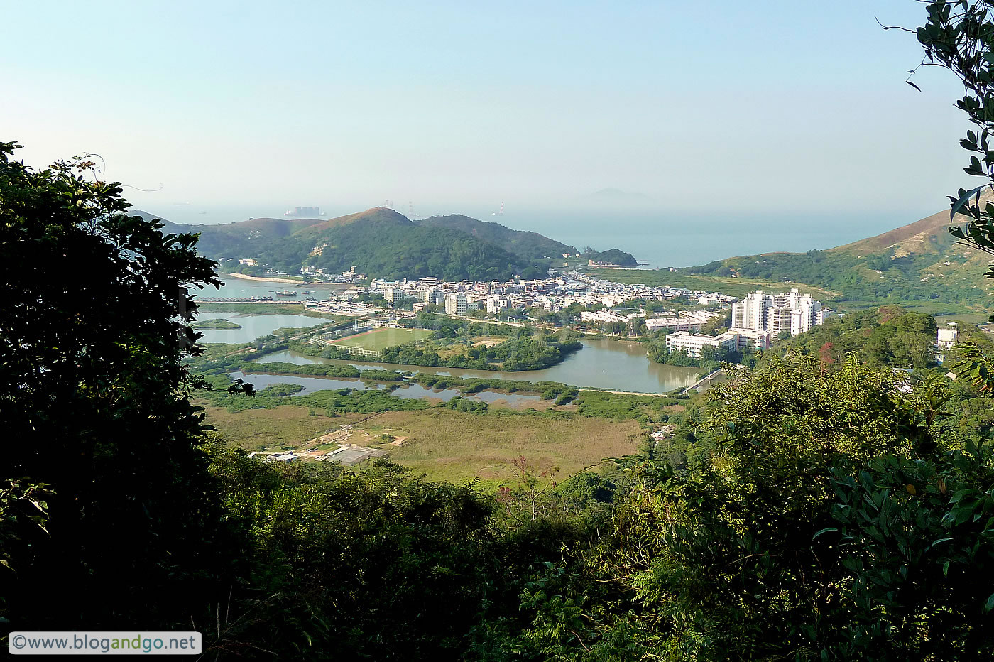 Lantau Trail 6 - Tai-O in sight